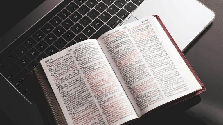 Tailoring the Church Treasurer Job Description for Your Church
