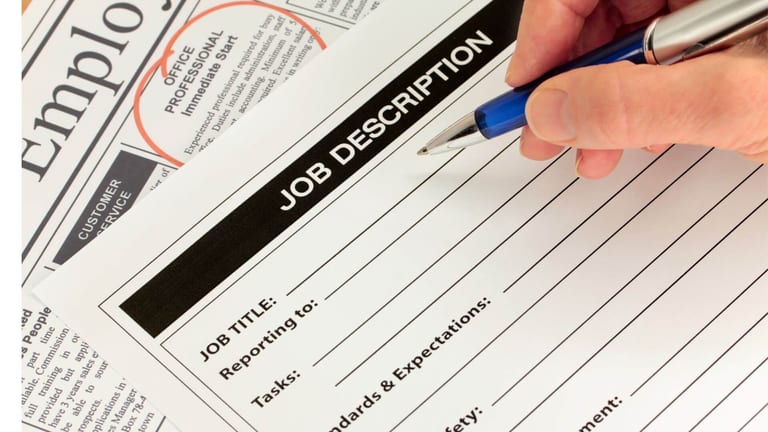 How to Craft a Church Secretary Job Description
