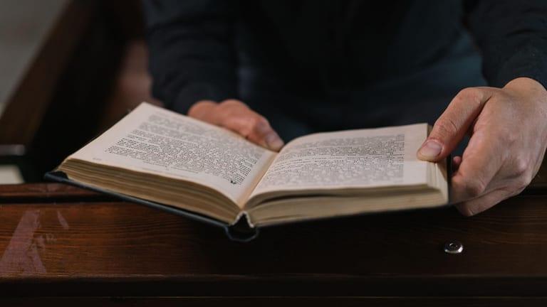 What is an Associate Pastor?