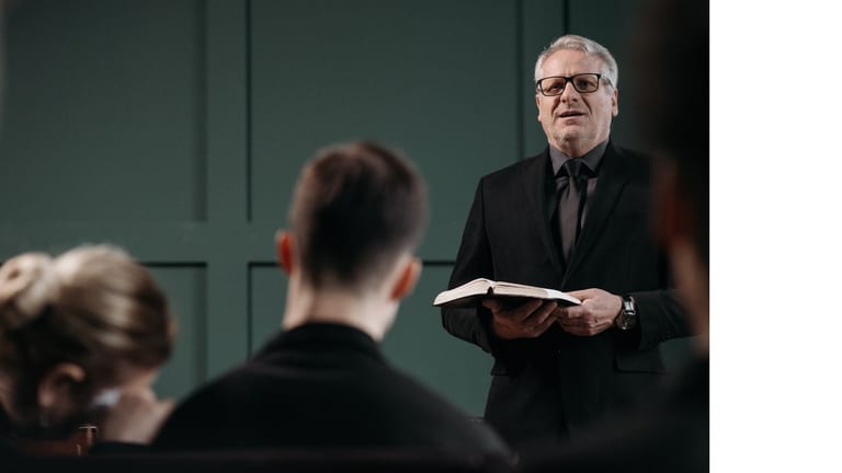 Who Decides How Long Should a Sermon Be?