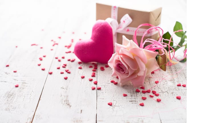 Valentine's Day Decorations